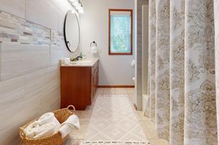 1064 Idso Ct - Photo 14