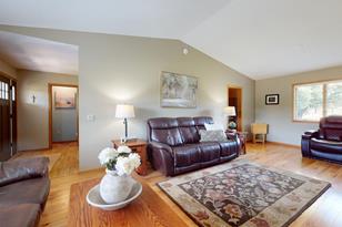 1064 Idso Ct - Photo 6