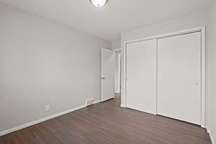 5249 W 95th St - Photo 18