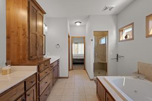 8234 W 132nd St - Photo 24