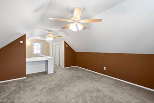 1679 Rose Ave E - Photo 8