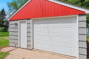 1679 Rose Ave E - Photo 18