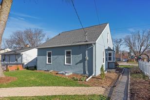 1442 Larpenteur Ave W - Photo 32