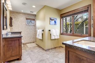 9666 Wellington Ln - Photo 6