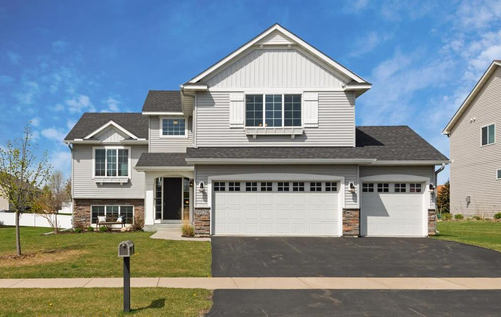 19779 Idealic Ave, Lakeville, MN 55044