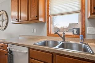 400 11th St - Photo 8