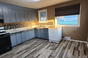 460 Center Ave S - Photo 4