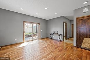 228 Frankland St - Photo 4