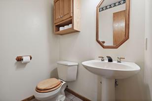 12858 Essex Way - Photo 8