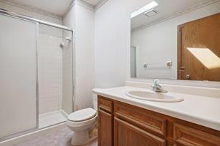 12858 Essex Way - Photo 14