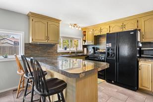 12782 Meadowvale Rd NW - Photo 10