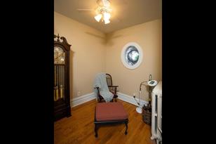 790 Capitol Heights - Photo 4