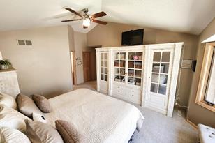 11673 Pondview Ct - Photo 18