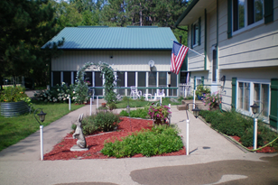 34213 Quapaw St, Spectacle Lake, MN 55008-7550