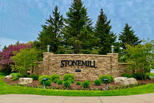 11485 Halstead Trl, Saint Paul MN  55129-5215 exterior