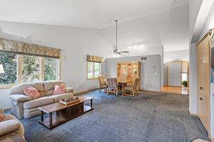 2705 Boulder Dr - Photo 4