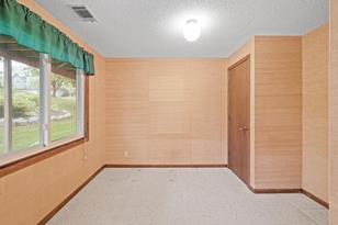 2527 Rose Ave E - Photo 22