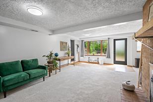 544 Ryan Ave W - Photo 60