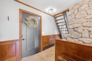 544 Ryan Ave W - Photo 4