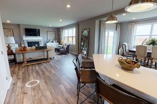 241 4th St NW - Photo 12