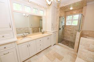 2710 Le Homme Dieu Heights NE - Photo 6