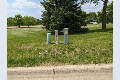 2801 & 2805 Campus Drive, Albert Lea, MN 56007 - Photo 1