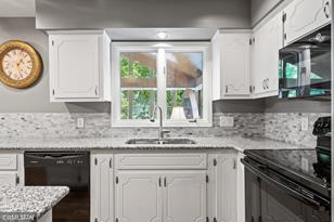 7430 Boyd Ave - Photo 8