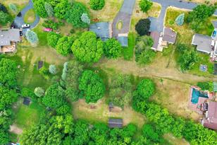 12003 Lindstrom Ln - Photo 4