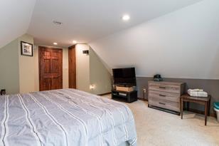 825 Springen Ave - Photo 32