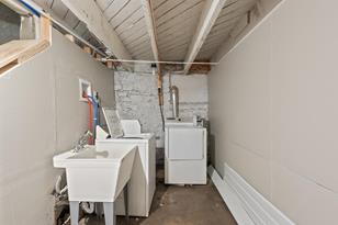 61 Delos St W - Photo 50