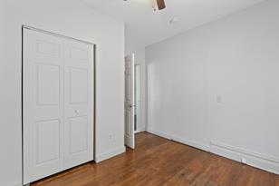 61 Delos St W - Photo 44