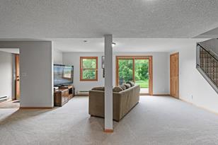 3555 Chippewa Rd - Photo 20