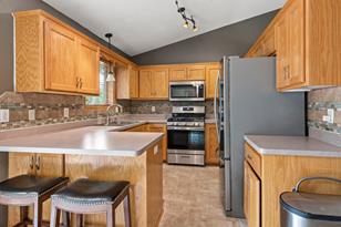 2180 Emerson Rd S - Photo 6