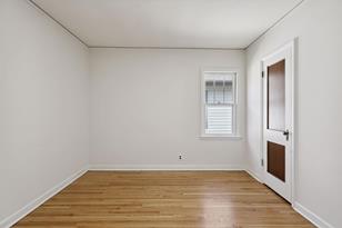 935 James Ave - Photo 10