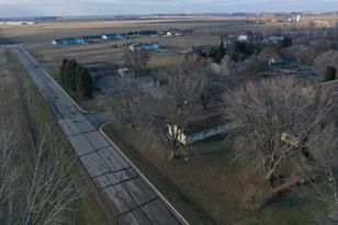 205 5th Street NW - Photo 36