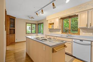 810 Everett Dr - Photo 4