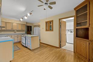 810 Everett Dr - Photo 10