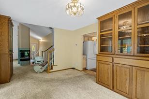 810 Everett Dr - Photo 16