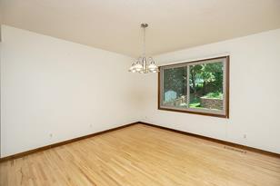 606 20th Ave SW - Photo 4