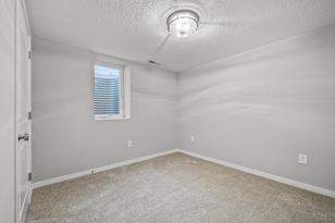 253 Hawes Ave - Photo 14
