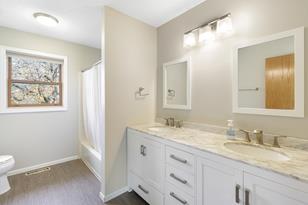 9148 White Oaks Trail - Photo 10