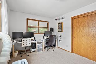 511 8th St NW - Photo 8