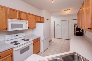 1646 Liberty Cir - Photo 4