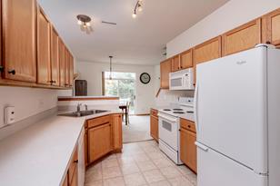 1646 Liberty Cir - Photo 6