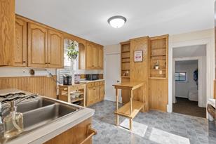 303 Maryland Ave W - Photo 12