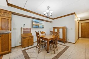 2333 Hawthorn Hill Road NE - Photo 6