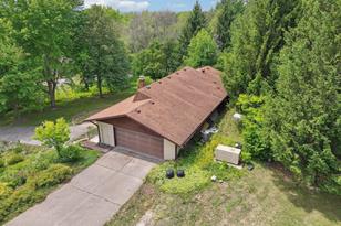 2333 Hawthorn Hill Road NE - Photo 32