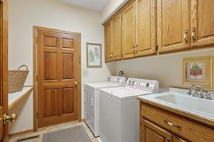 8283 Emerald Ln - Photo 40
