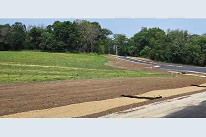 4253 Christopherson Lane SW, Rochester, MN 55902 - Photo 4