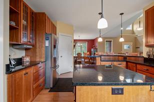 1963 62nd St - Photo 4